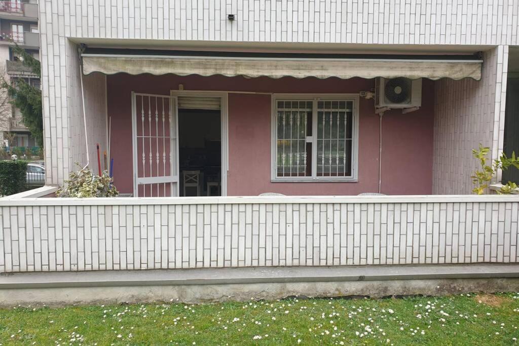 Chri02House Apartment Rozzano Luaran gambar