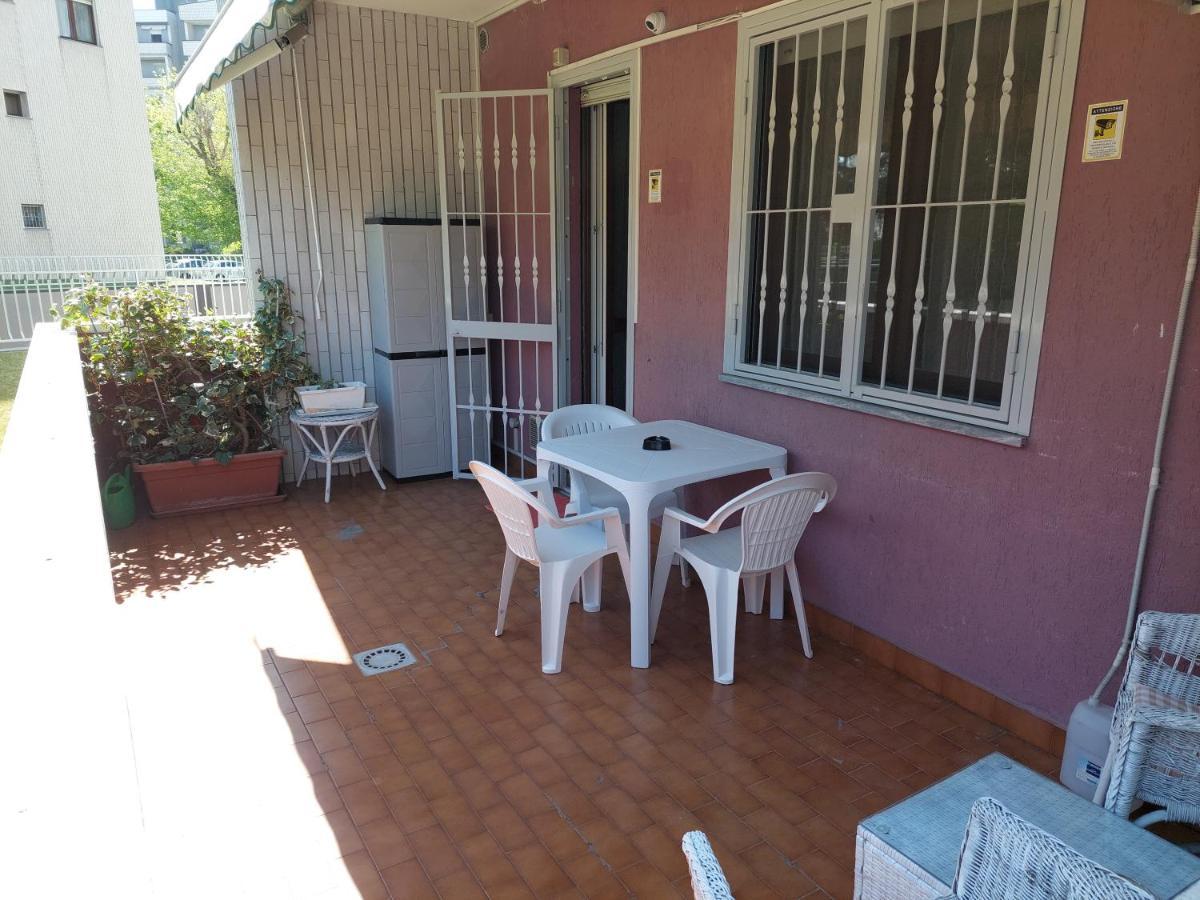 Chri02House Apartment Rozzano Luaran gambar