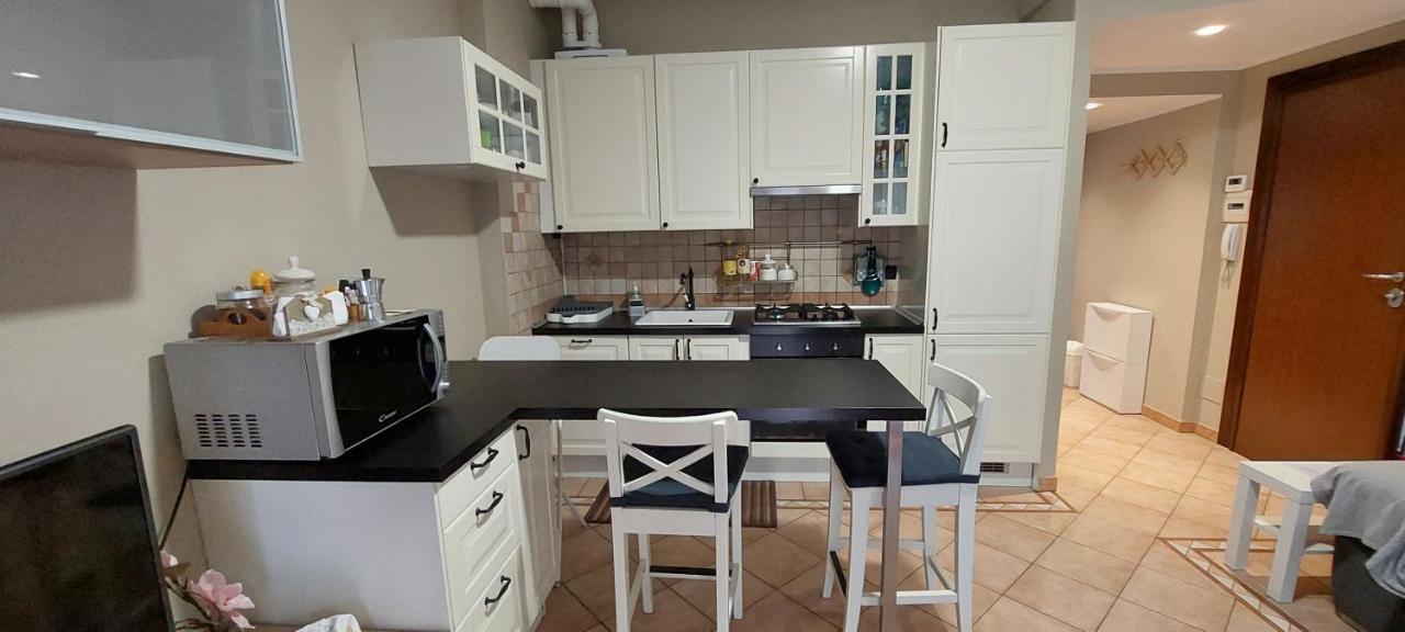 Chri02House Apartment Rozzano Luaran gambar